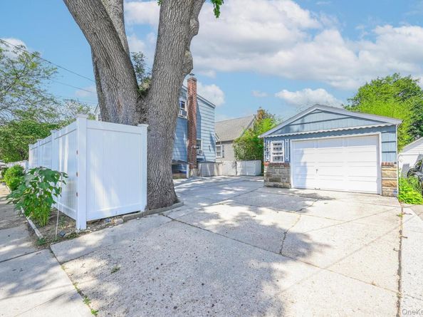 118 Edmund, Lynbrook NY 11563