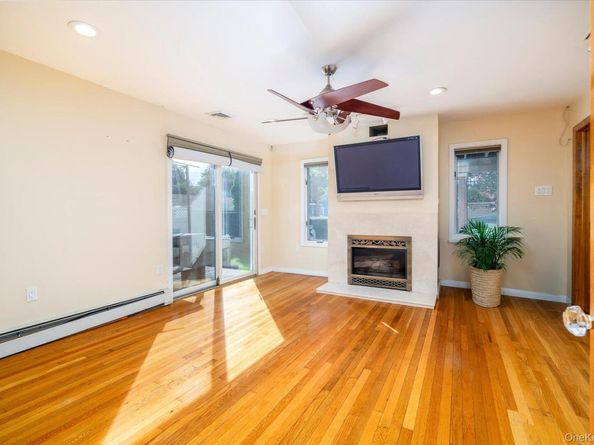 31 Alice Street, Merrick NY 11566