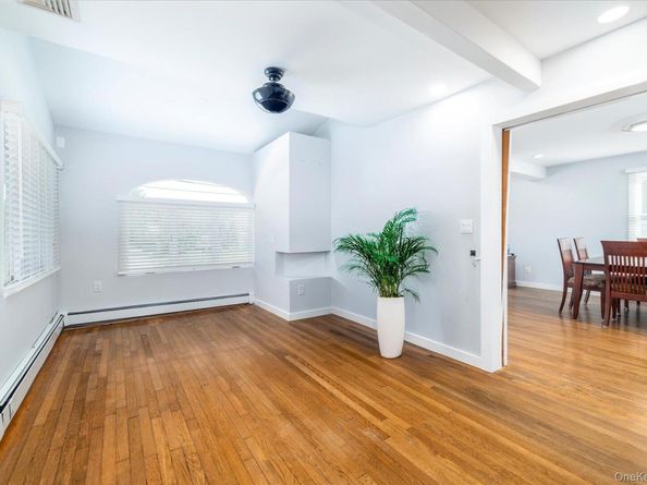 31 Alice Street, Merrick NY 11566