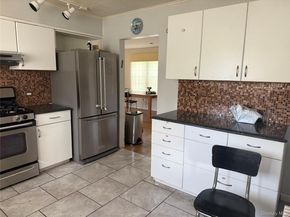 109 Cherry Drive W, Plainview NY 11803