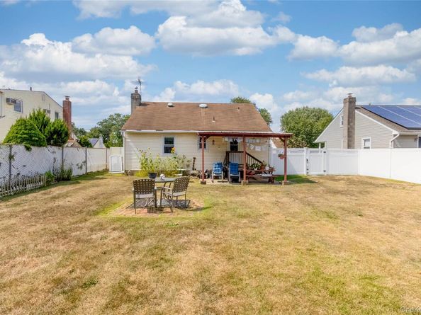 75 Herman Avenue, North Babylon NY 11703