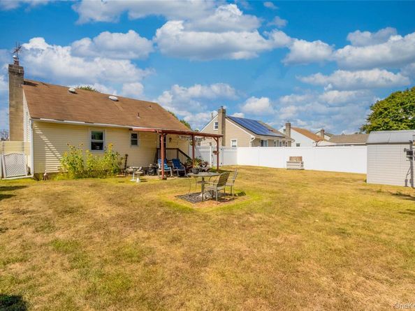 75 Herman Avenue, North Babylon NY 11703