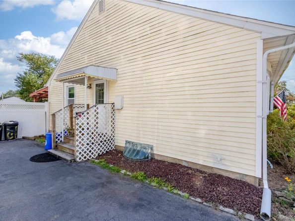 75 Herman Avenue, North Babylon NY 11703