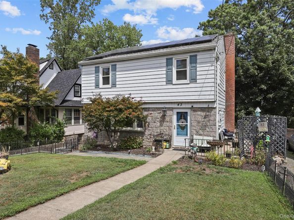 43 Pinebrook Road, New Rochelle NY 10801