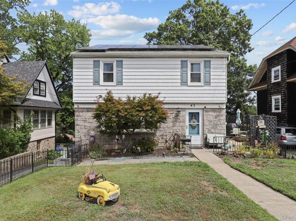 43 Pinebrook Road, New Rochelle NY 10801
