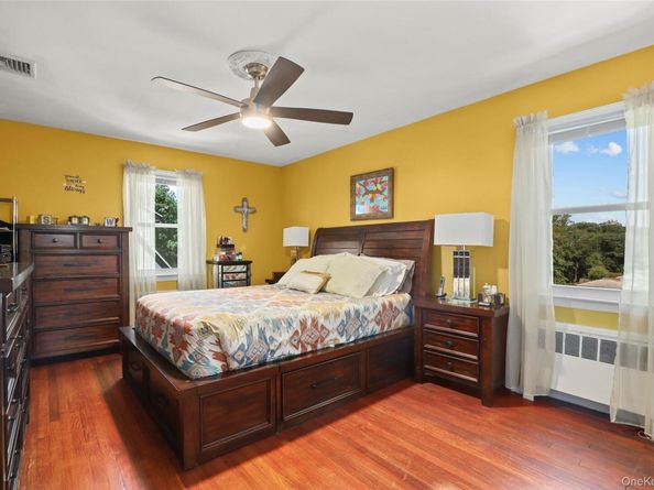 43 Pinebrook Road, New Rochelle NY 10801