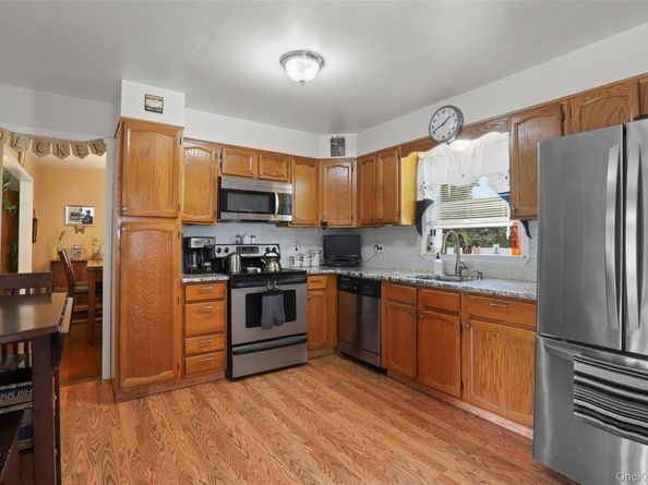 43 Pinebrook Road, New Rochelle NY 10801