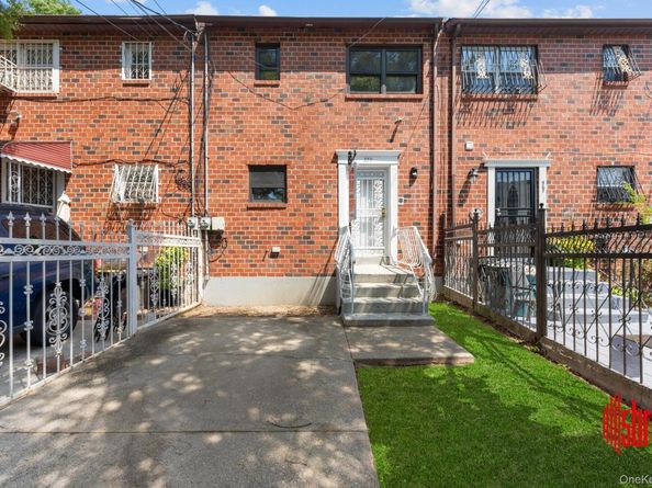 559 Cleveland Street, Brooklyn NY 11208