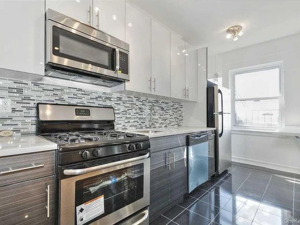 130 Bay Ridge Parkway 6D, Brooklyn NY 11209