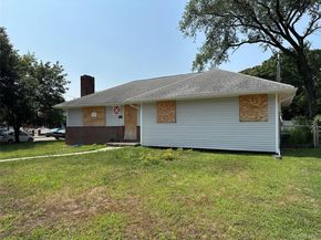 2766 Woods Avenue, Oceanside NY 11572