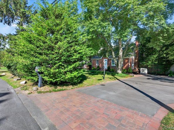 188 Donegan Avenue, East Patchogue NY 11772