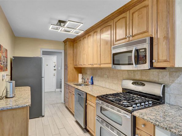 18-40 211 Street 1C, Bayside NY 11360