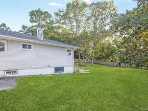16 Hillside Road, Farmingville NY 11738