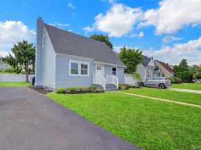 1067 Mirabelle Avenue, Westbury NY 11590
