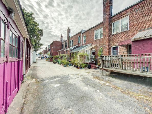 161-10 84th Road, Jamaica Hills NY 11432