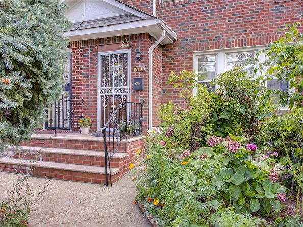 161-10 84th Road, Jamaica Hills NY 11432