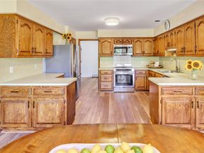 925 Theresa Drive, Mattituck NY 11952
