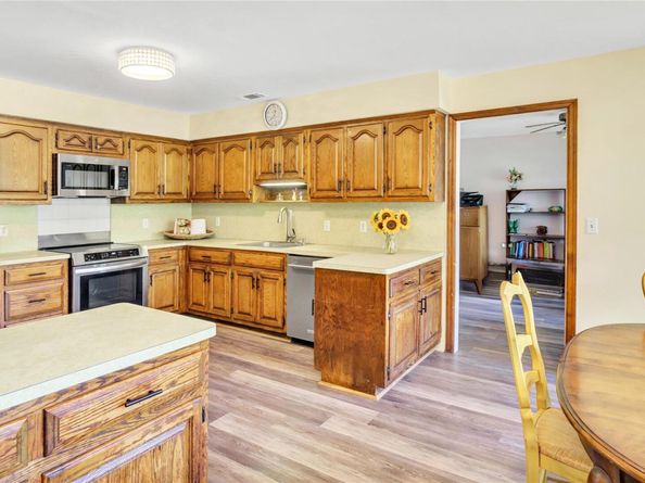 925 Theresa Drive, Mattituck NY 11952