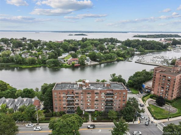 266 Pelham Road 1B, New Rochelle NY 10805