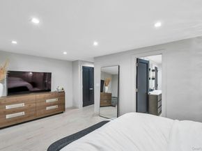 211 Hornbill Drive, Manhasset NY 11030