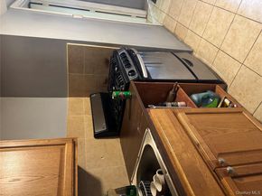 9413 116th Street, Richmond Hill S. NY 11419