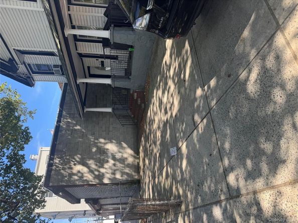 9413 116th Street, Richmond Hill S. NY 11419