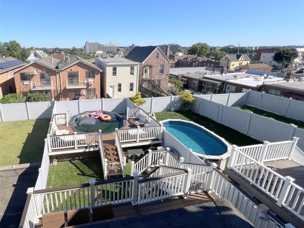 6731 52nd Road, Maspeth NY 11378