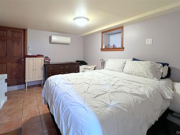 6731 52nd Road, Maspeth NY 11378