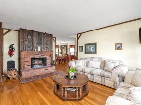 3902 Beechwood Place, Seaford NY 11783