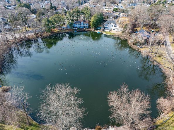 130 Syosset Woodbury Road, Syosset NY 11791