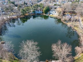 130 Syosset Woodbury Road, Syosset NY 11791
