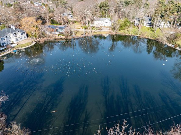 130 Syosset Woodbury Road, Syosset NY 11791