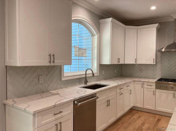 130 Syosset Woodbury Road, Syosset NY 11791