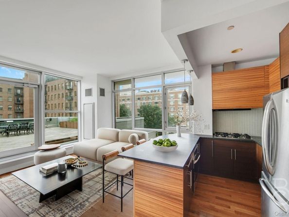 11-24 31st Avenue 3A, Astoria NY 11106