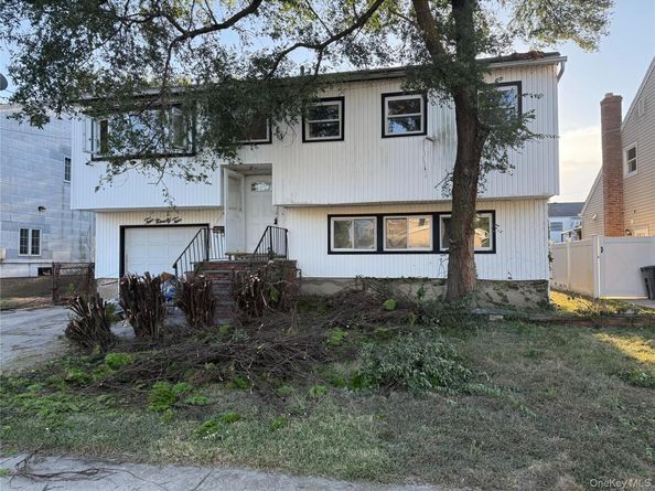 292 Westside Avenue, Freeport NY 11520