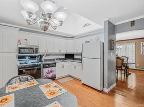 21 Windermere Drive, Holbrook NY 11741