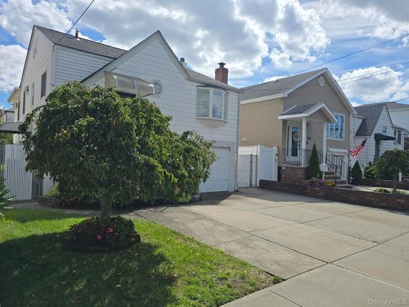 164-27 96th Street, Howard Beach NY 11414