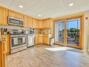 20 W 18th Road, Broad Channel NY 11693