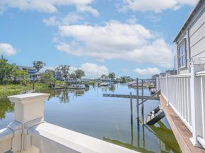 20 W 18th Road, Broad Channel NY 11693