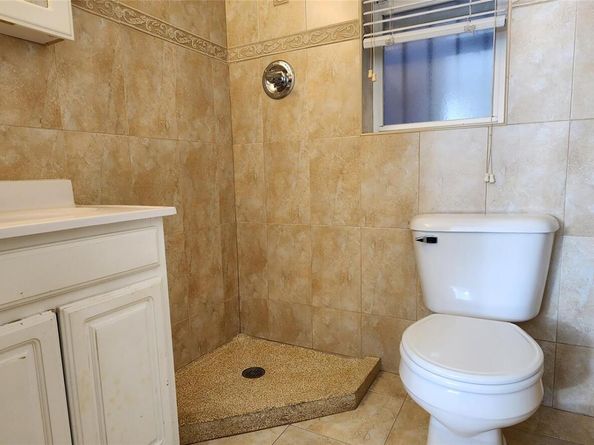 274 Wallabout Street 7B, Brooklyn NY 11206