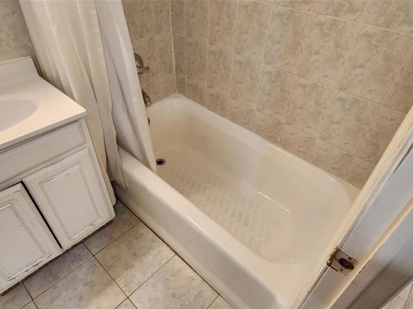 274 Wallabout Street 7B, Brooklyn NY 11206