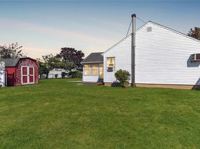 19 Arpad Street, Hicksville NY 11801