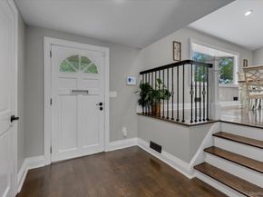 18 Catherwood Crescent, Melville NY 11747