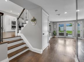 18 Catherwood Crescent, Melville NY 11747