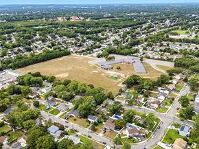 86 Riddle Street, Brentwood NY 11717