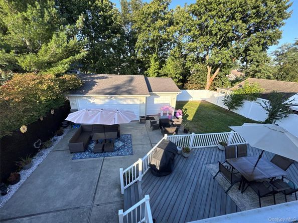 869 Jay Drive, Wantagh NY 11793