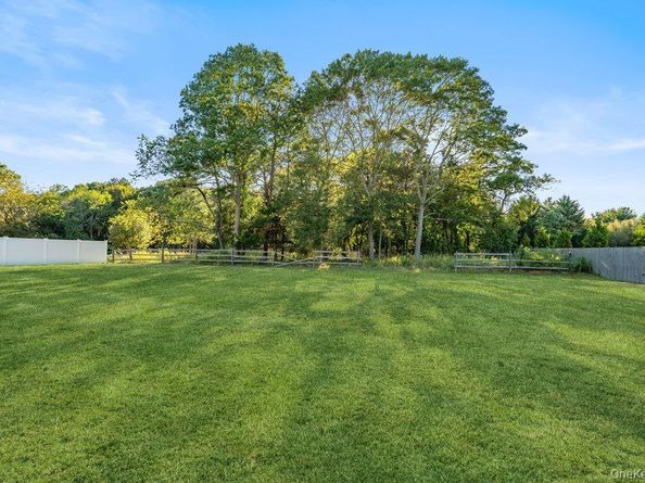41 Eatondale Avenue, Blue Point NY 11715