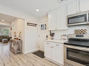 41 Eatondale Avenue, Blue Point NY 11715