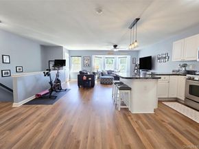 44 Victorian Lane, Medford NY 11763