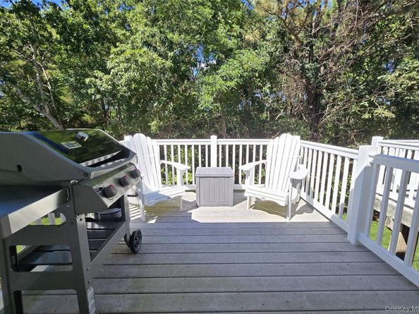 44 Victorian Lane, Medford NY 11763